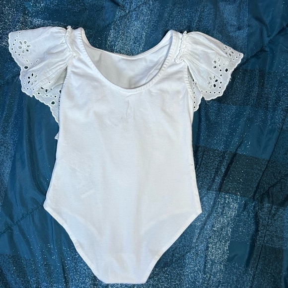 White Eyelet Ruffle Kids One Piece 3/6months infant (c) - Picture 5 of 7